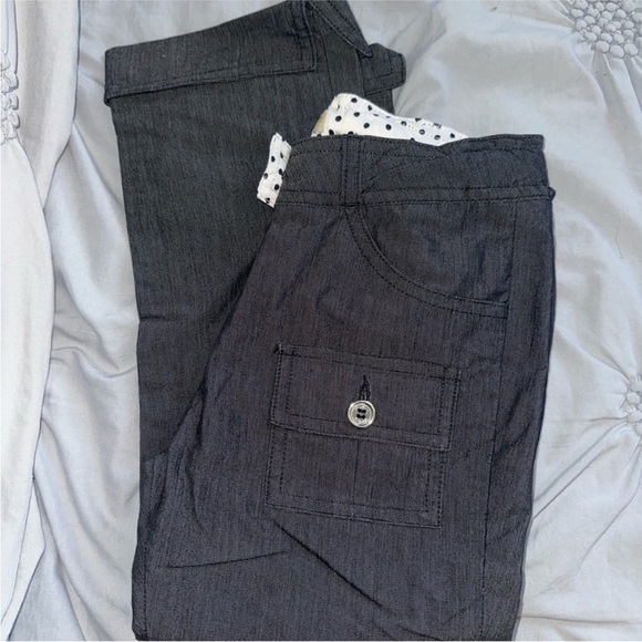 Burberry Charcoal Cargo Pants with Polka Dot Lining - Picture 4 of 4